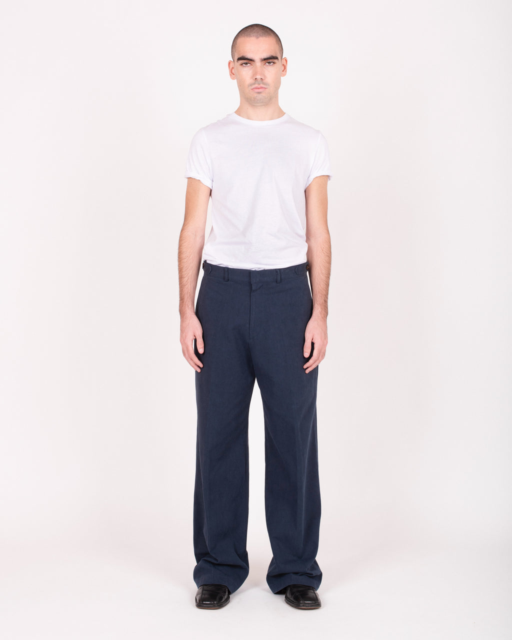 Pantalon droit à taille boutonnée en coton