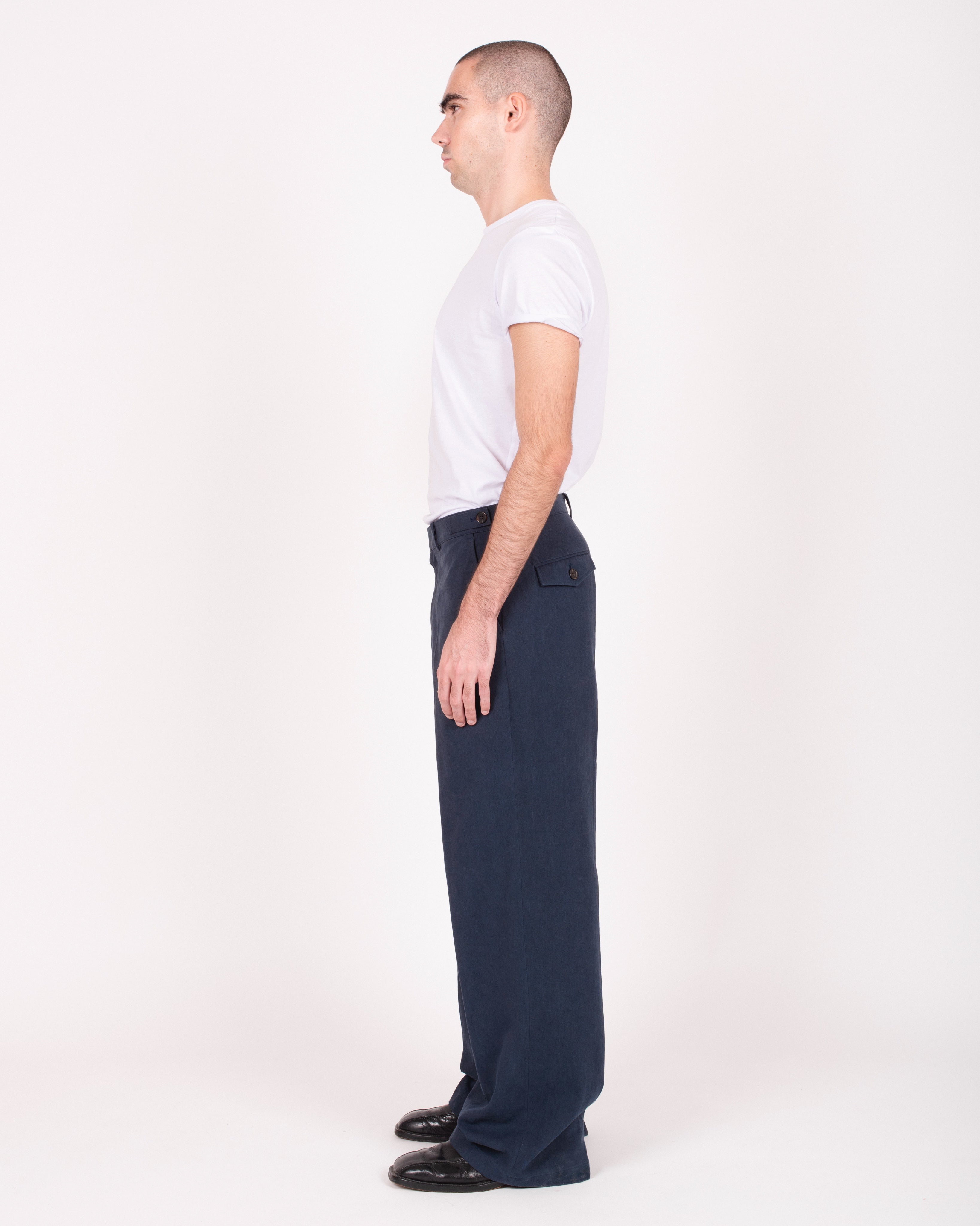 Pantalon droit à taille boutonnée en coton