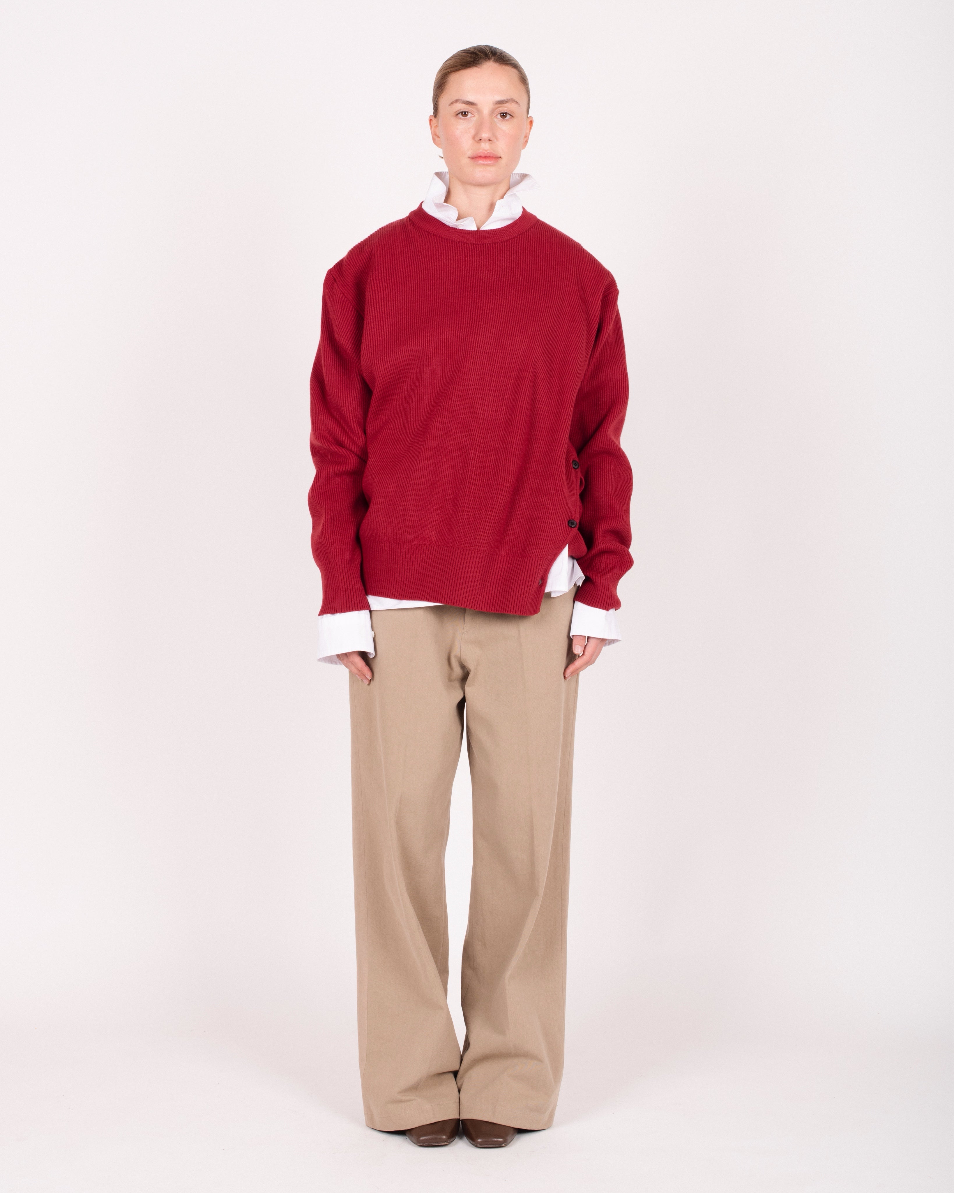 Pull en coton à fente boutonnée