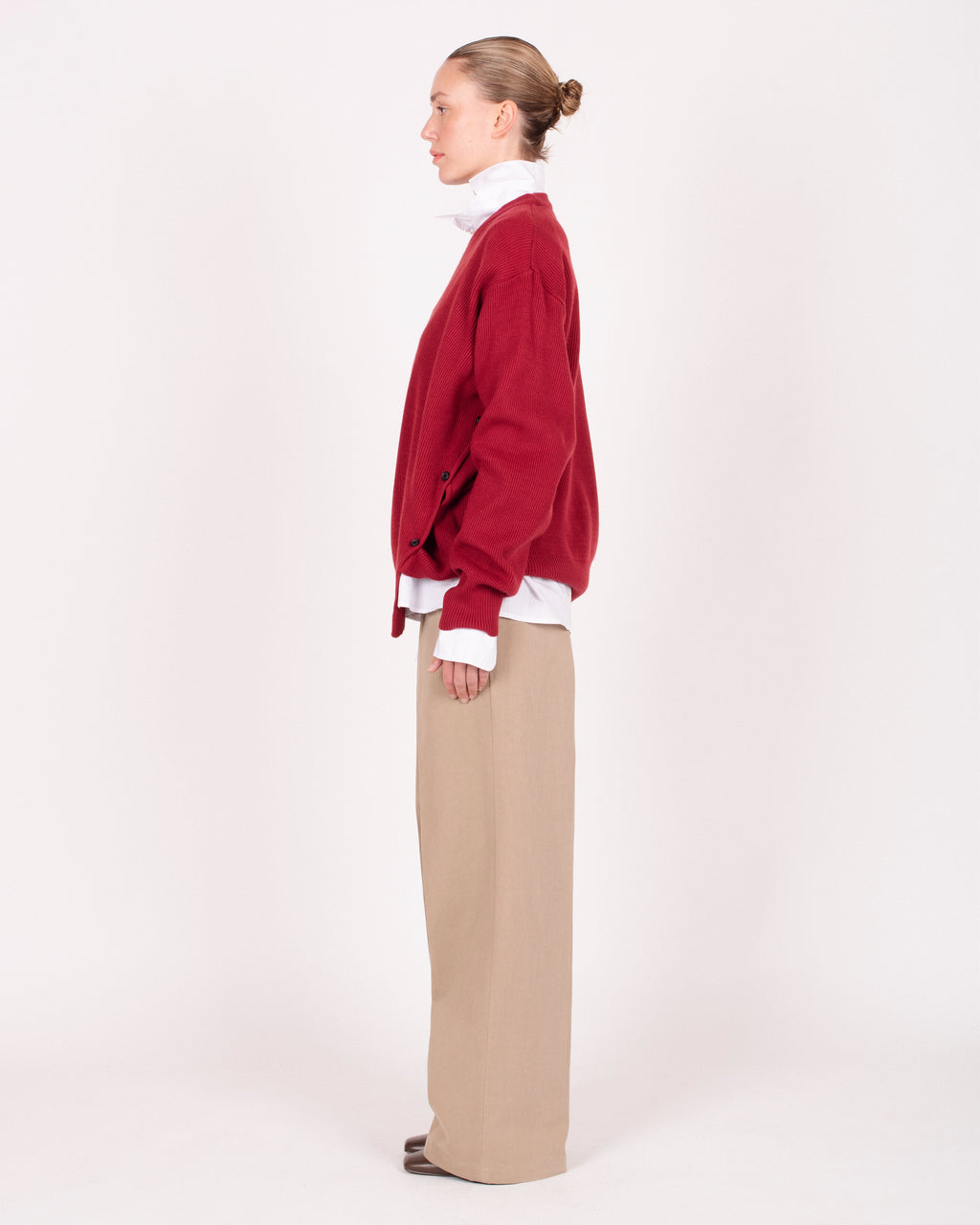 Pull en coton à fente boutonnée