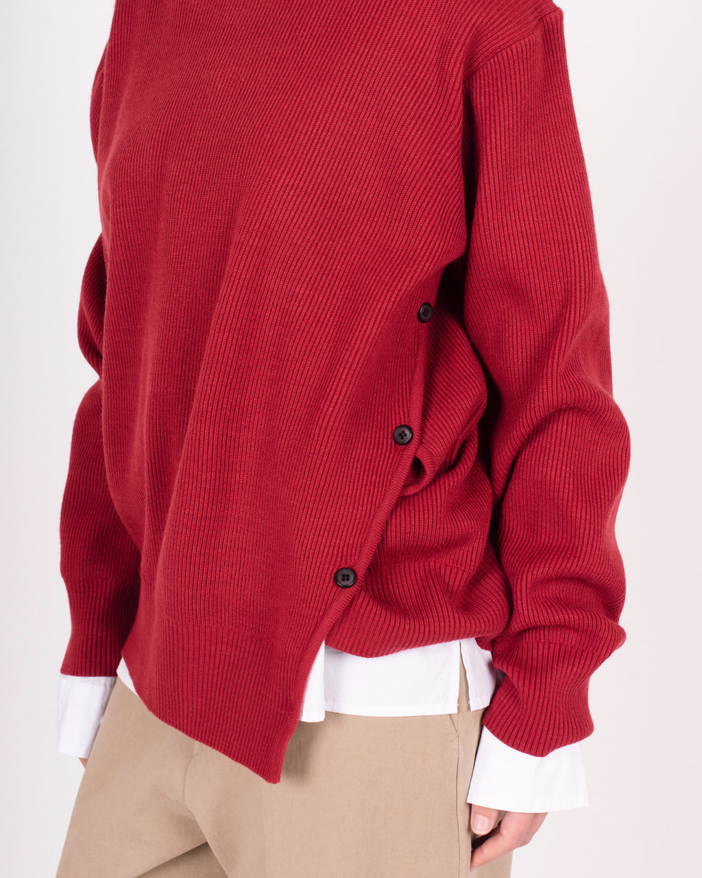 Pull en coton à fente boutonnée