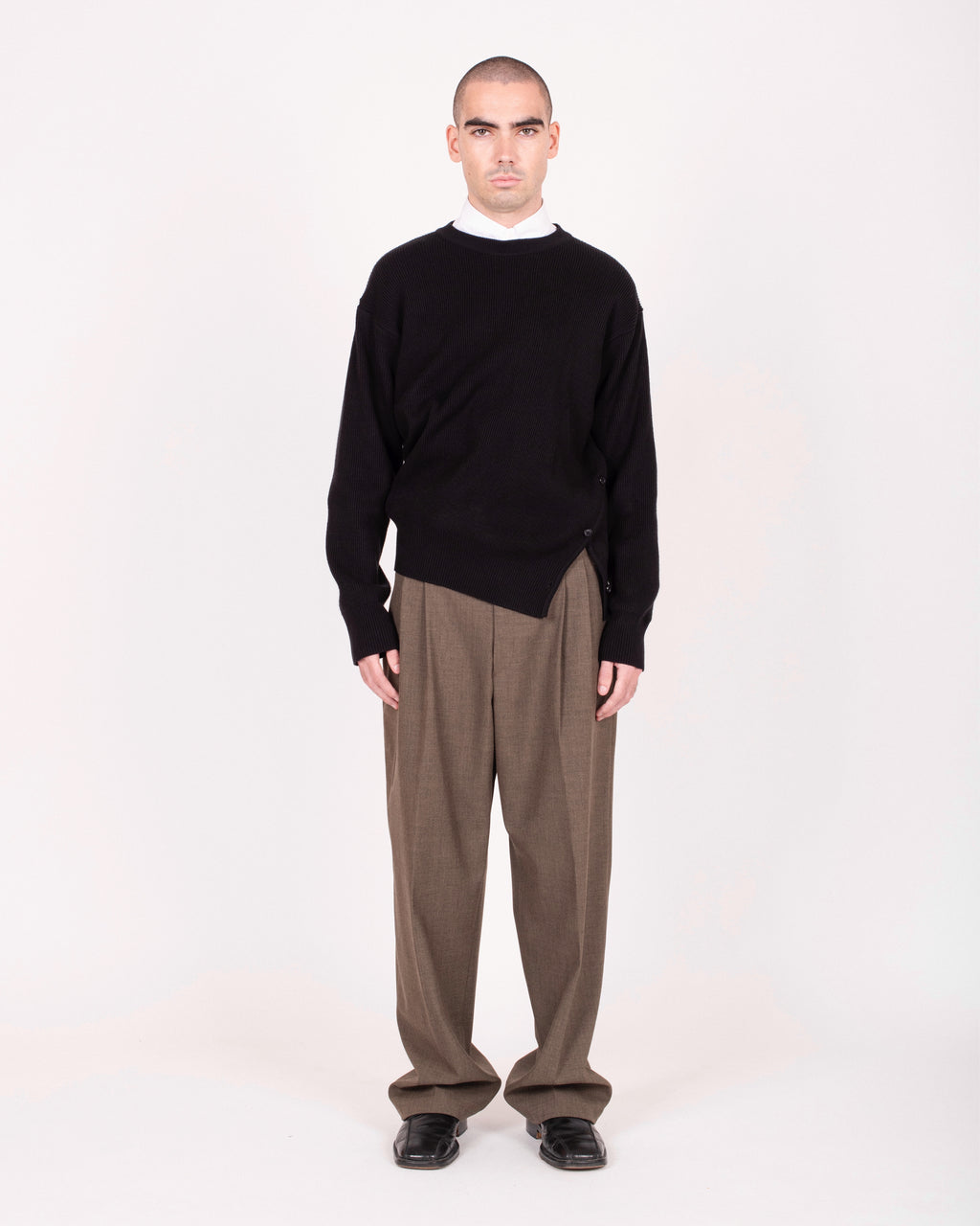 Pull en coton à fente boutonnée