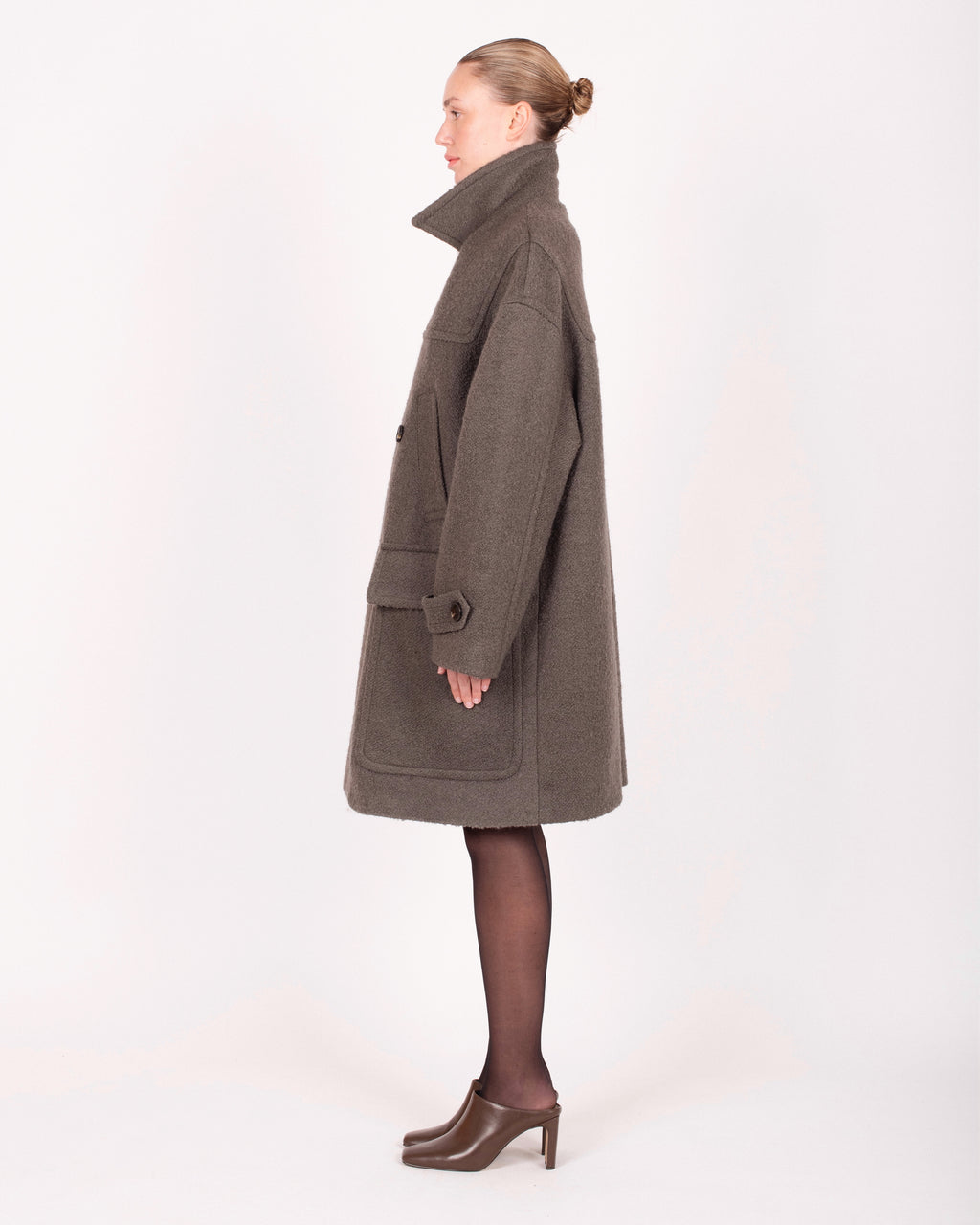 Manteau croisé en laine semi-bouclée