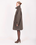 Manteau croisé en laine semi-bouclée